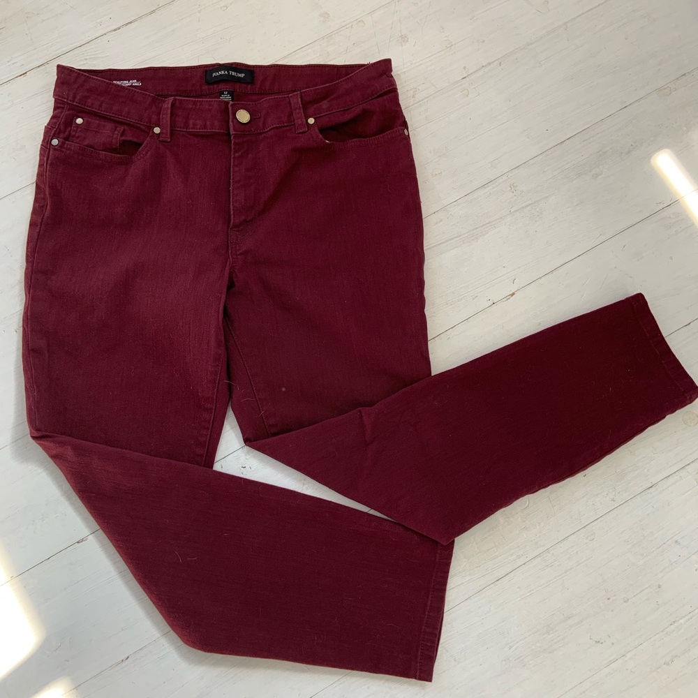 IVANKA TRUMP Jeans Size 12 Burgundy